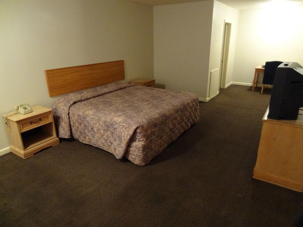 Western - Pensacola Hotel Beach Haven