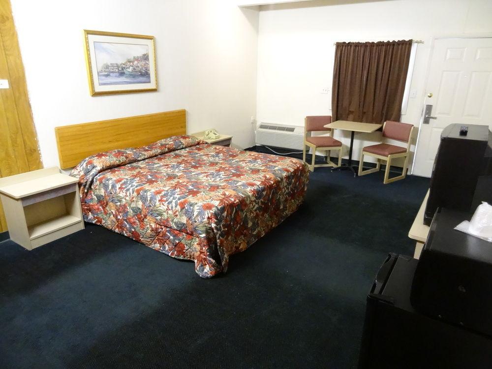 Western - Pensacola Hotel 2*