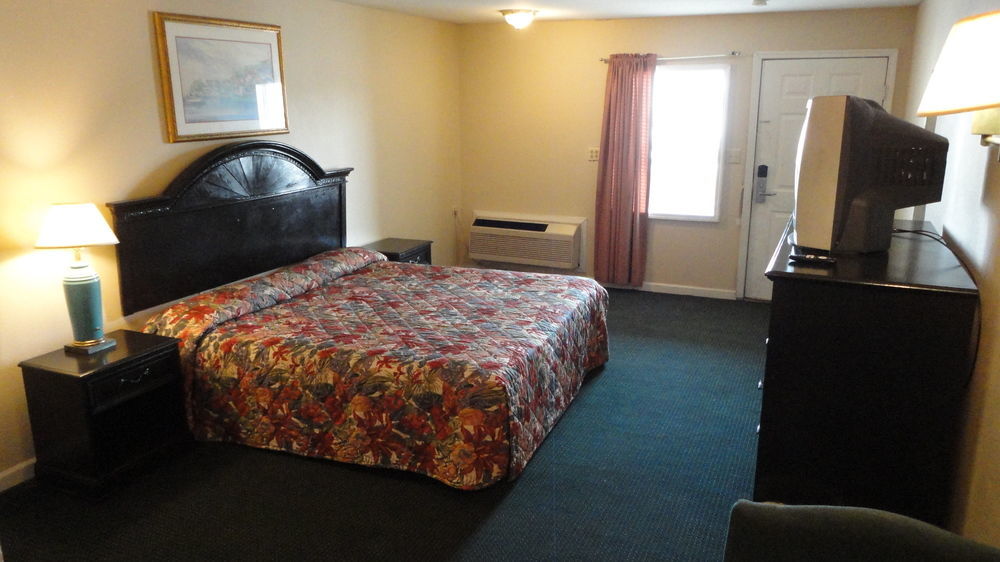 Western - Pensacola Beach Haven
