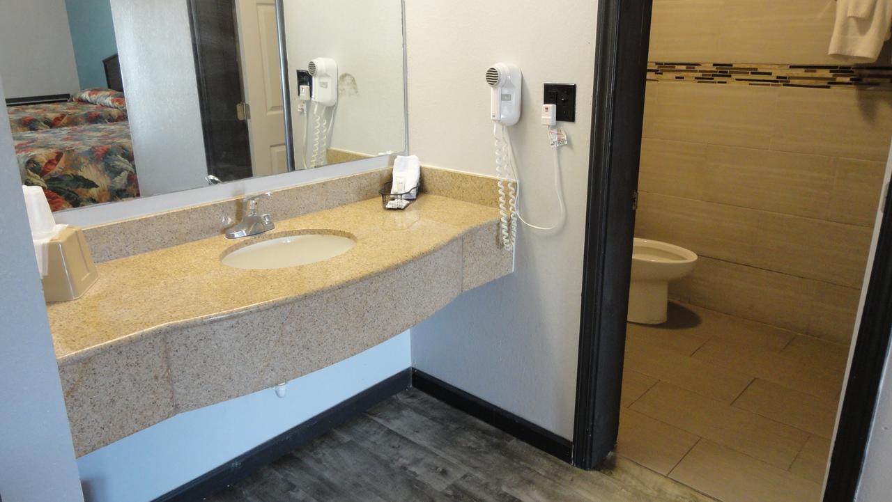 Hotel Western - Pensacola 2*