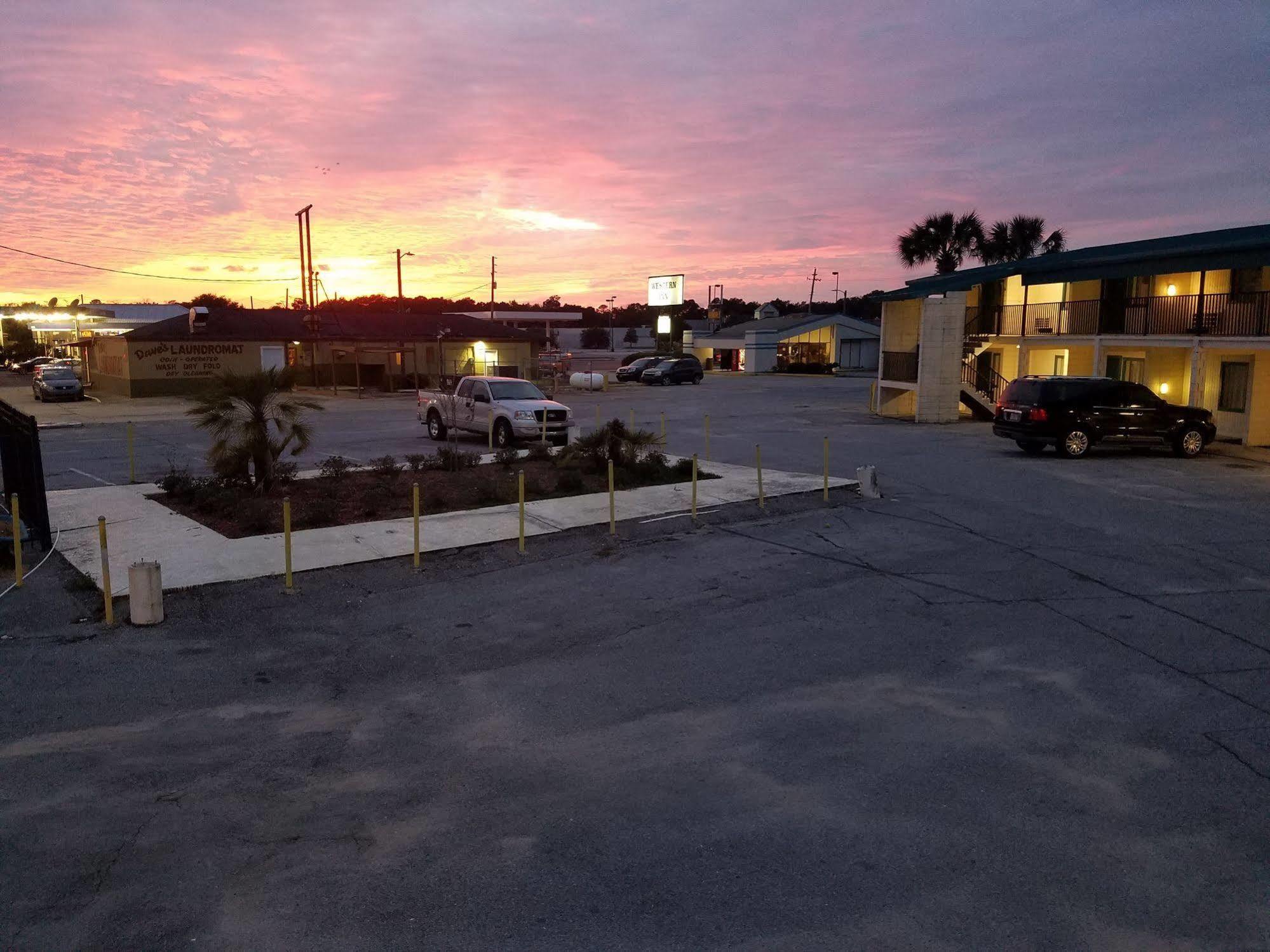 Western - Pensacola 2* Beach Haven